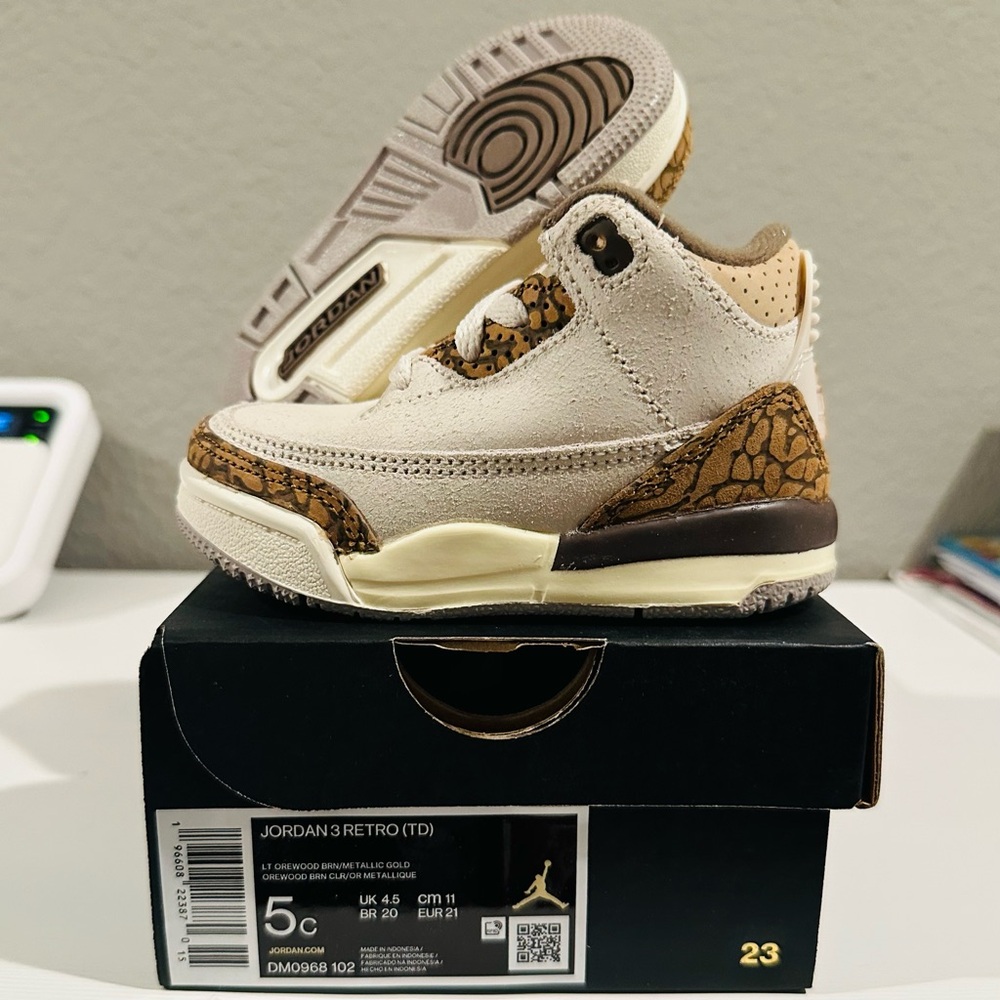 Jordan 3 Retro (TD), Size 5, Lt Orewood Brn Metallic Gold (Palomino)